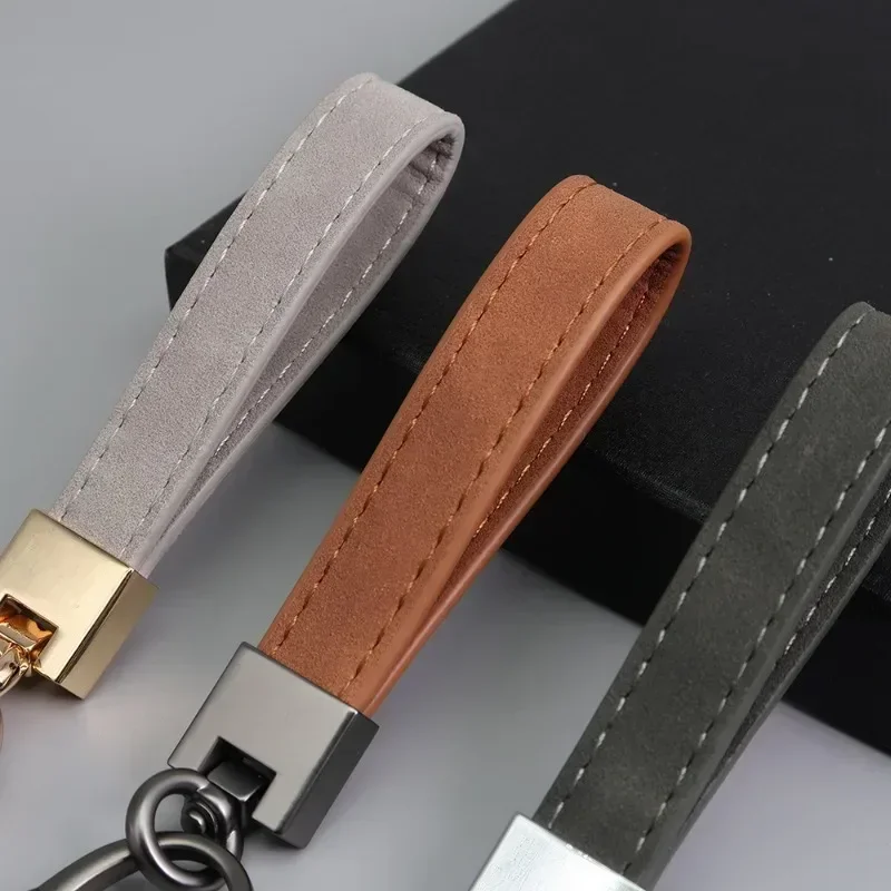 Винтажный металлический брелок – обзор и цена Leatherwork Keychain