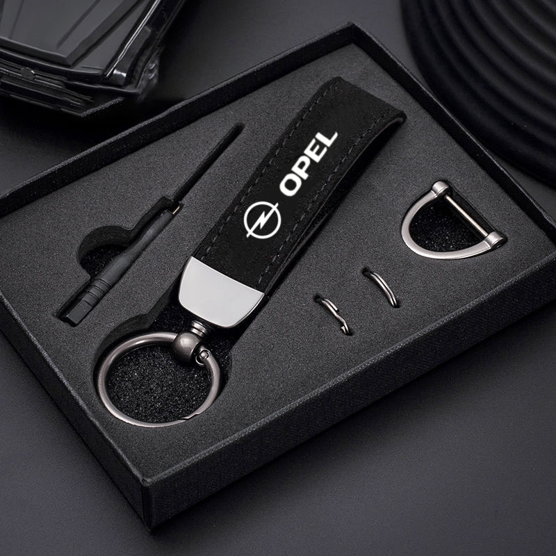 Замшевый автомобильный брелок, – обзор и цена Leatherwork Keychain